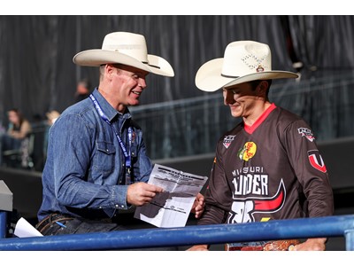 Carolina Cowboys Land 2022 PBR World Champion Daylon Swearingen to Lead  Roster - The Cowboy Channel