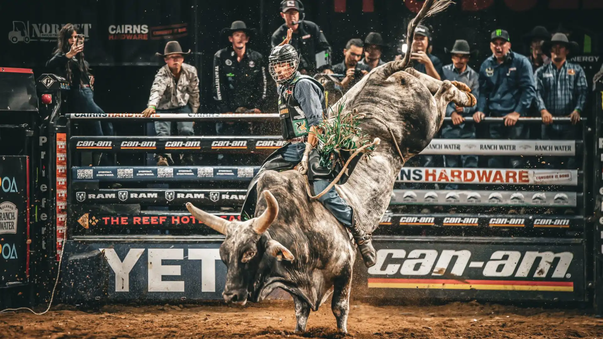 Aguiar lights up Cairns to record back-to-back PBR Australia wins